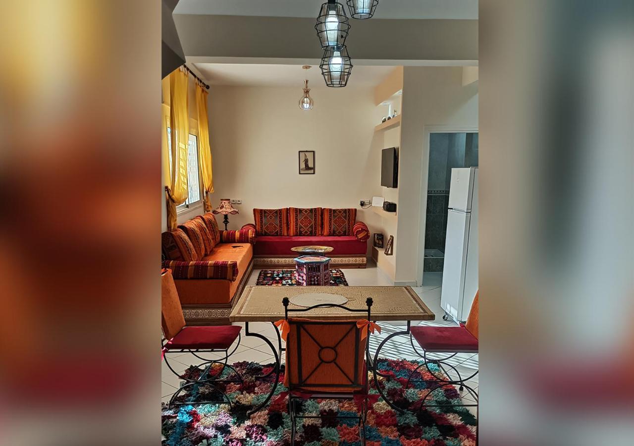 Appartement Julia Au Centre Ville Agadir Dans Residence Borj Dalat Exterior photo